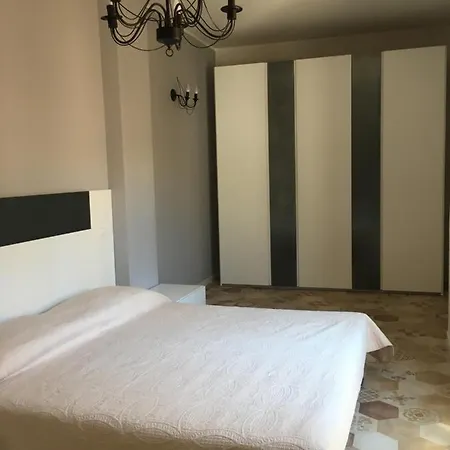 Апартаменты Santa Chiara *